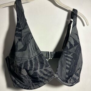 Athleta gray and black print bikini top 34D/DD